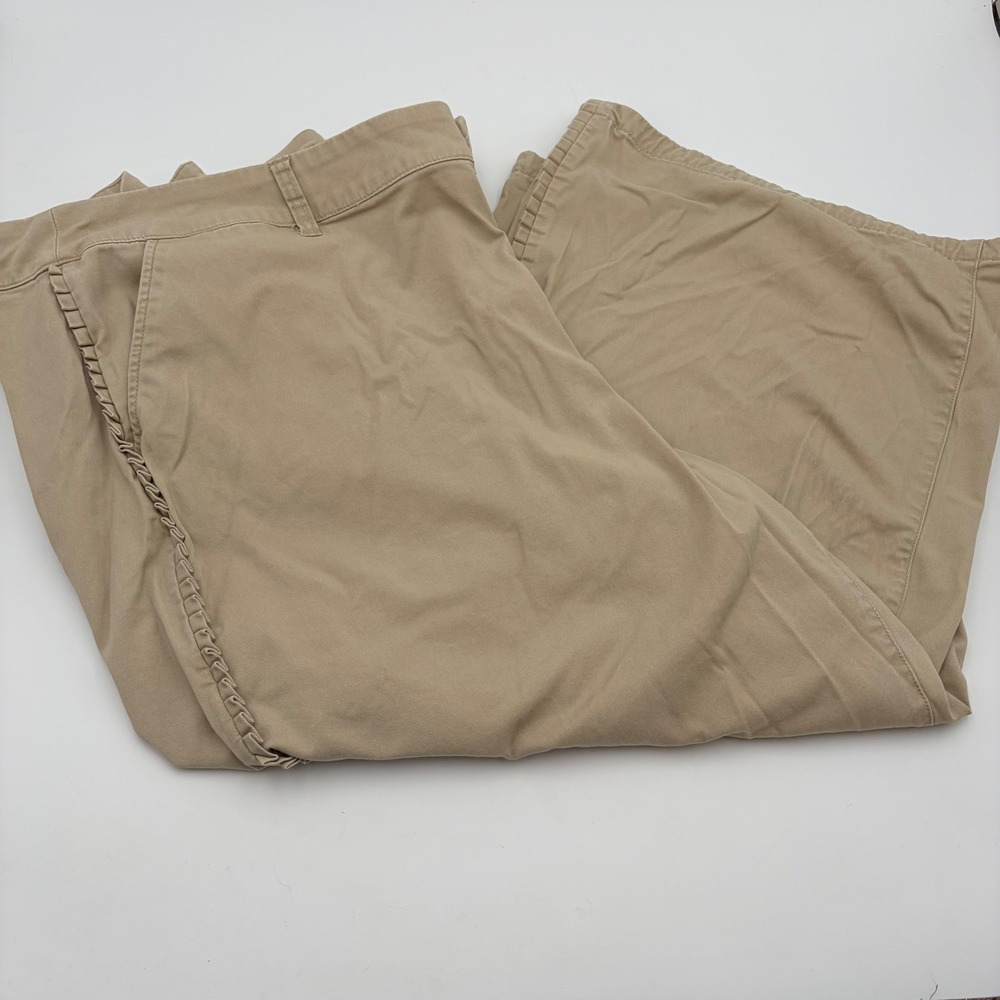 Lane Bryant Khaki Chino Shorts Tan Ruffle Pocket Plus Size 26 Stretch Twill